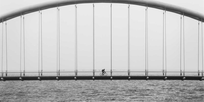 和色之美：从Japanese Woodworking、Pottery到Textiles的色彩哲学与文化意蕴