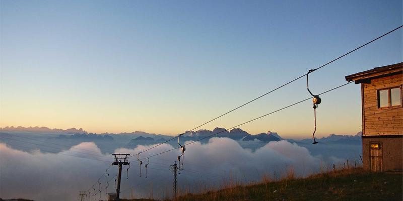 日本传统音乐的音色美学：从雅乐、三味线与尺八探寻日本文化的精神内核